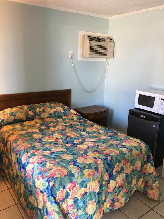 Calypso Motor Inn Myrtle Beach Extérieur photo