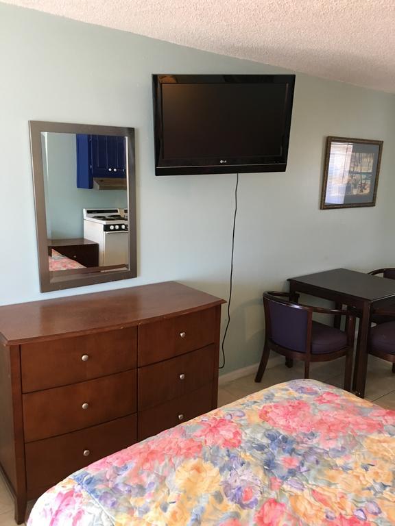Calypso Motor Inn Myrtle Beach Extérieur photo
