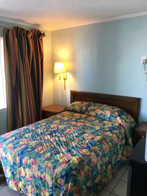 Calypso Motor Inn Myrtle Beach Extérieur photo