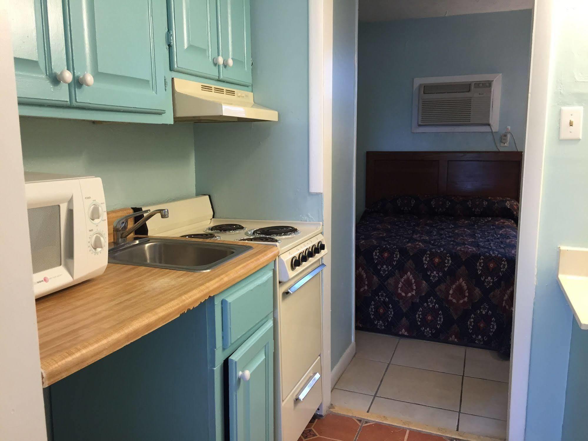 Calypso Motor Inn Myrtle Beach Extérieur photo